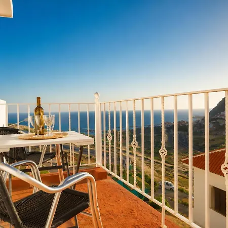 Apartman Nue Apartment,terrace & Views Near Teresitas Santa Cruz de Tenerife
